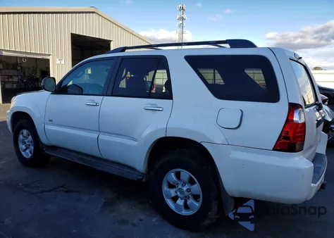 2006 Toyota 4Runner Sr5 z USA, uszkodzony, nr VIN JTEZU14R768046991